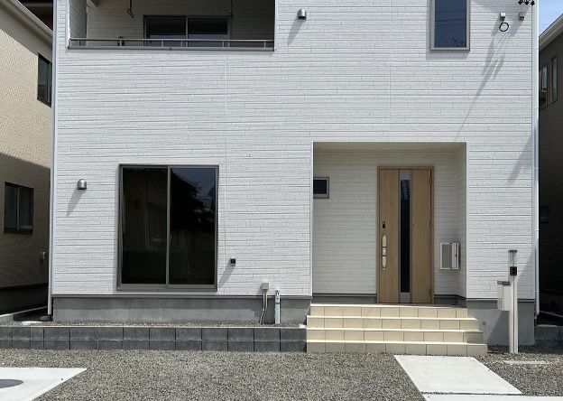 有限会社 コンタクトハウジング 会社紹介 1