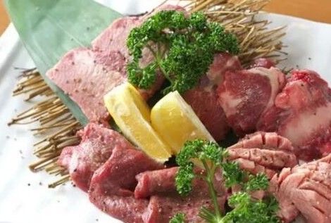 ホルモン焼肉 七福 難波店 会社紹介 1