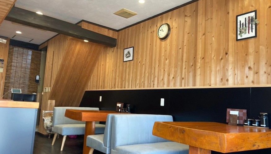 nuts cafe 仁 会社紹介 1